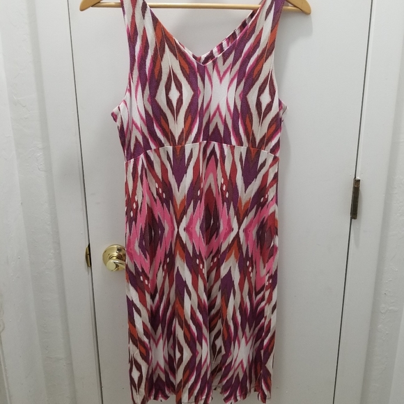 Athleta Dresses & Skirts - Athleta Sleeveless Dress Size Medium colorful. midi